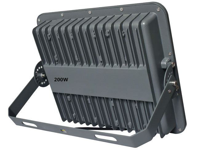 200W.jpg